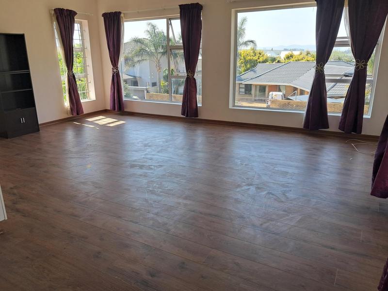 3 Bedroom Property for Sale in Vierlanden Western Cape